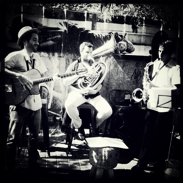 Nothing's like good live music at lunch time 
< />
<div class=